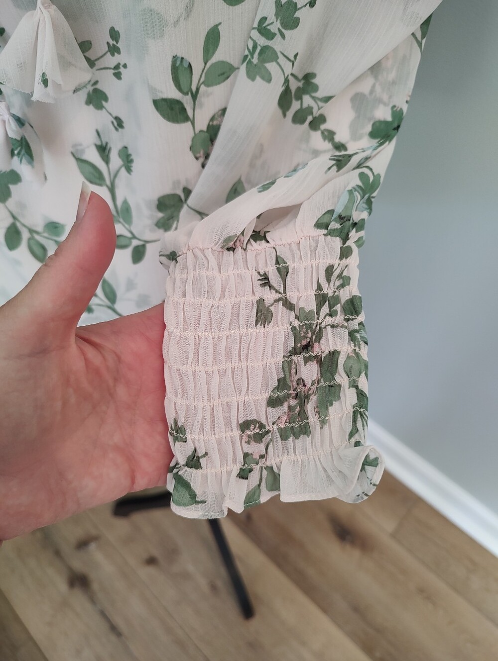 MISA LOS ANGELES Siena White Sage Semi-Sheer Ruffle Top Botanical S - Picture 14 of 15